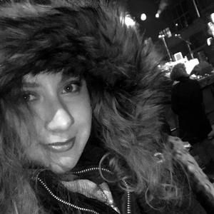 Meet your Posher, Holly